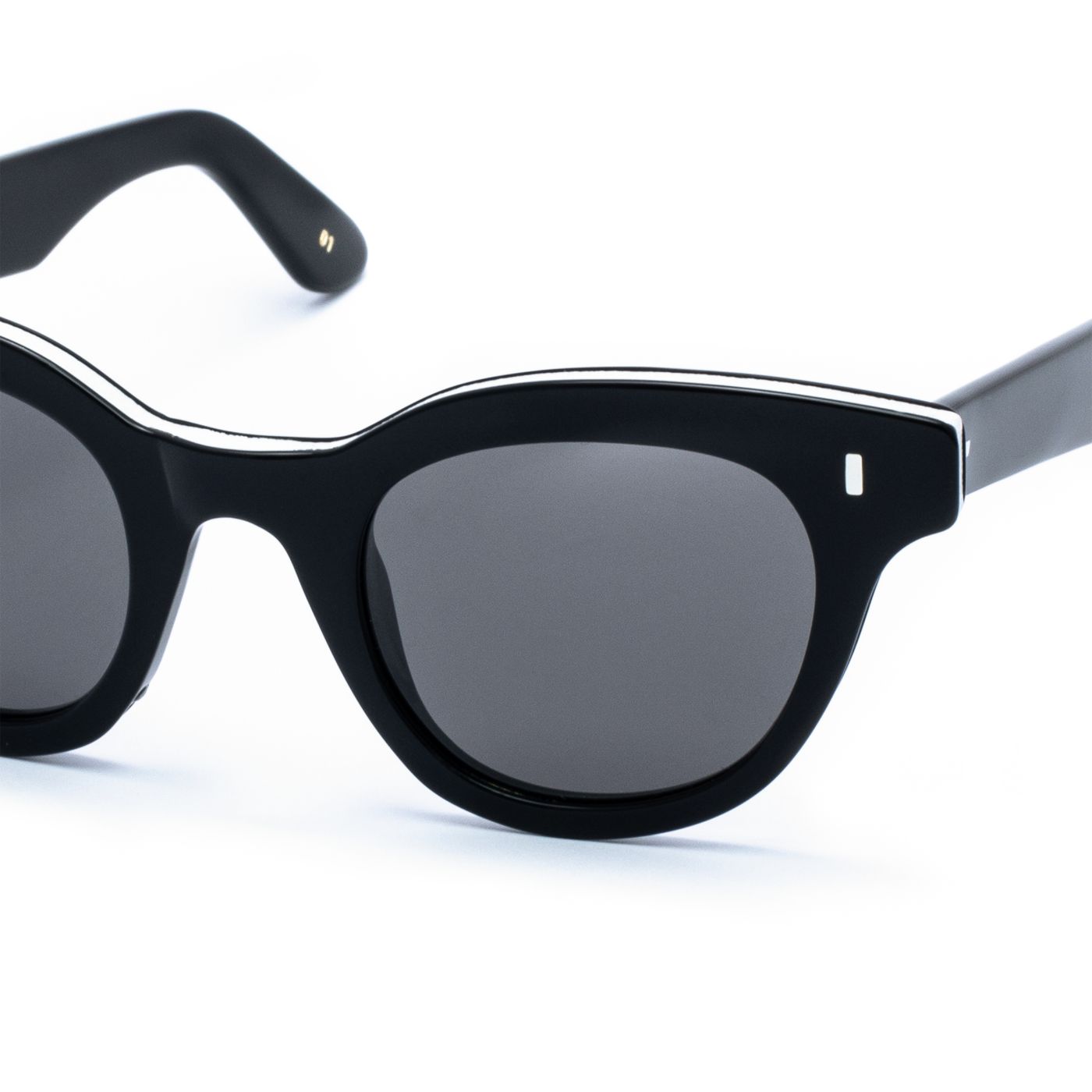 Turkana Skin C01 Black/White Leather (Grey) (3773)