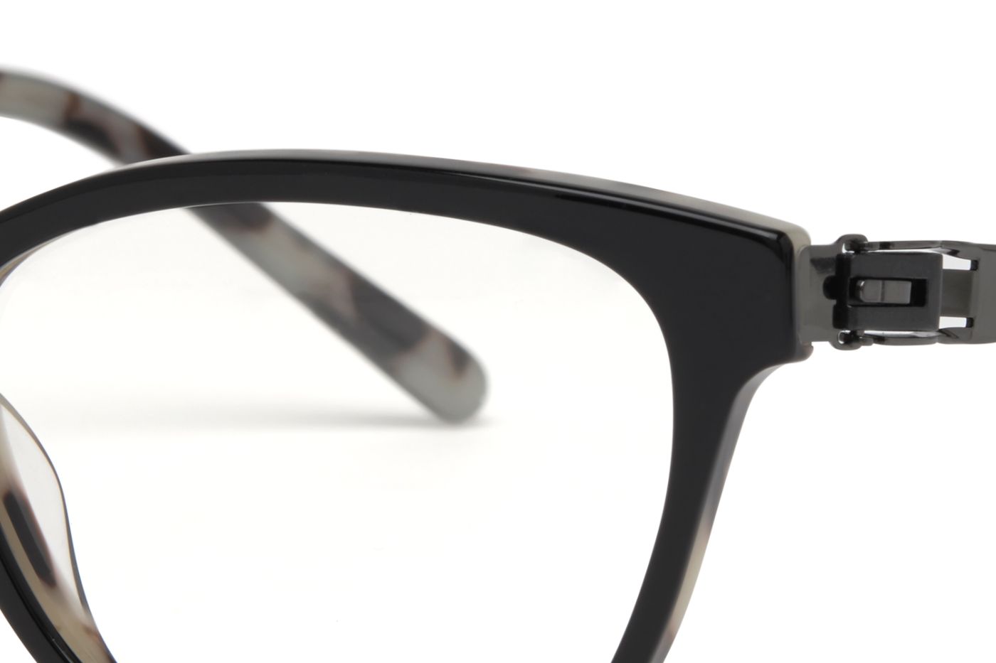 Vila S54 C01 Black & White Tortoiseshell