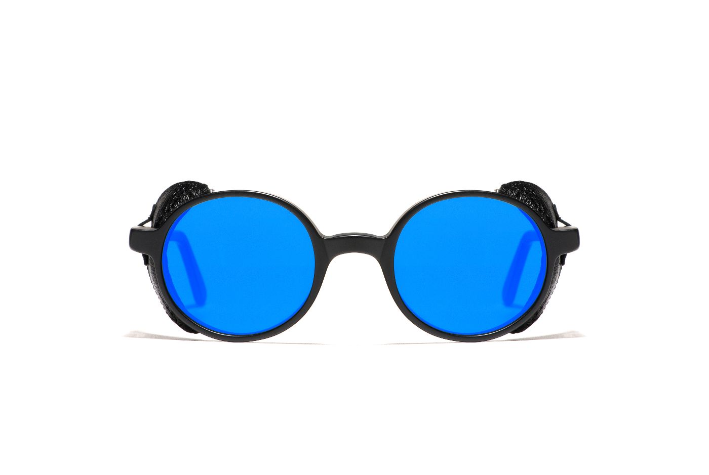 Reunion Flap S48 C22 (BLU) Black Matt/Black Leather Flap (Flat Blue Mirror) (5355)