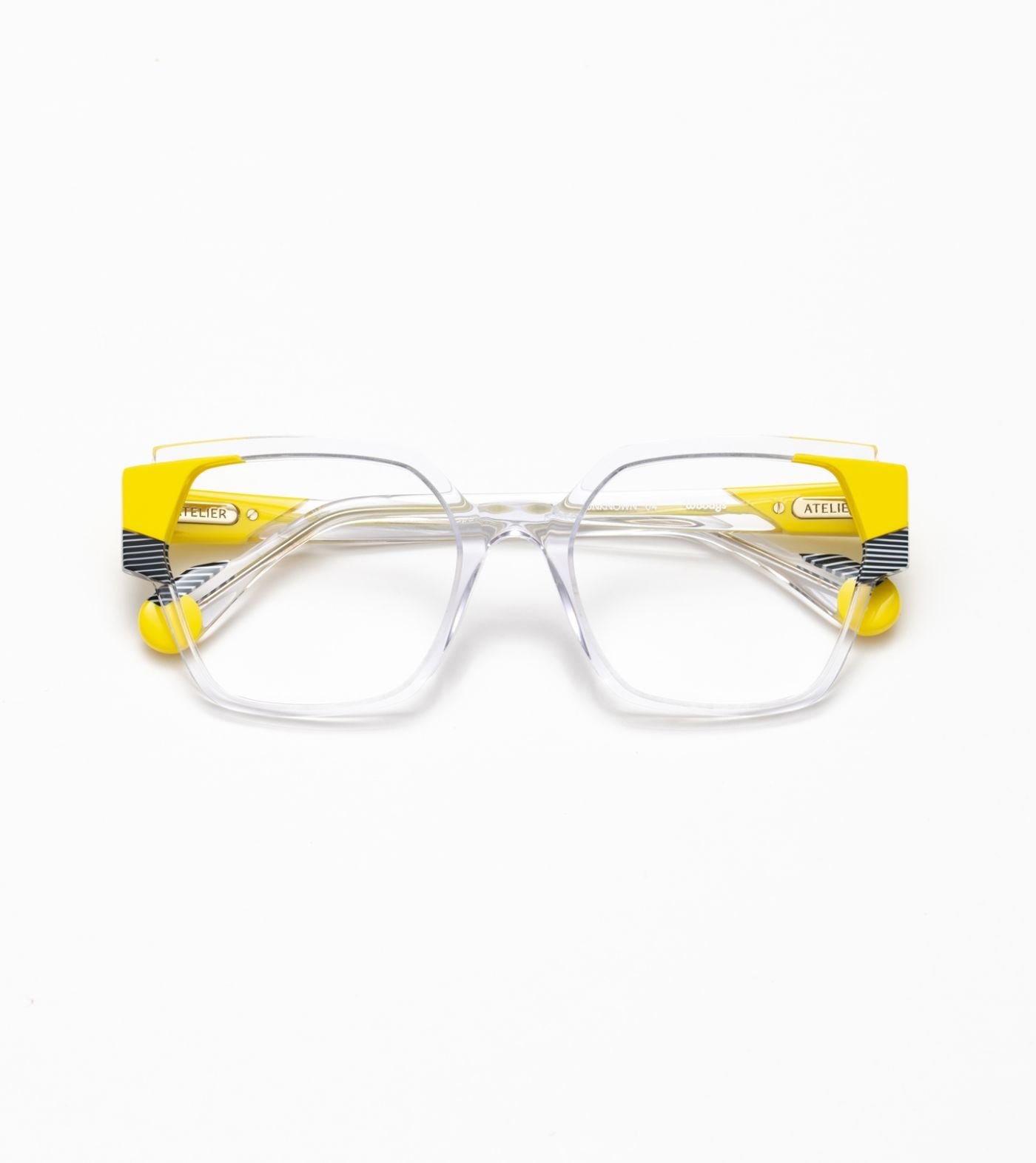 Unknown C04 White/Yellow/Black