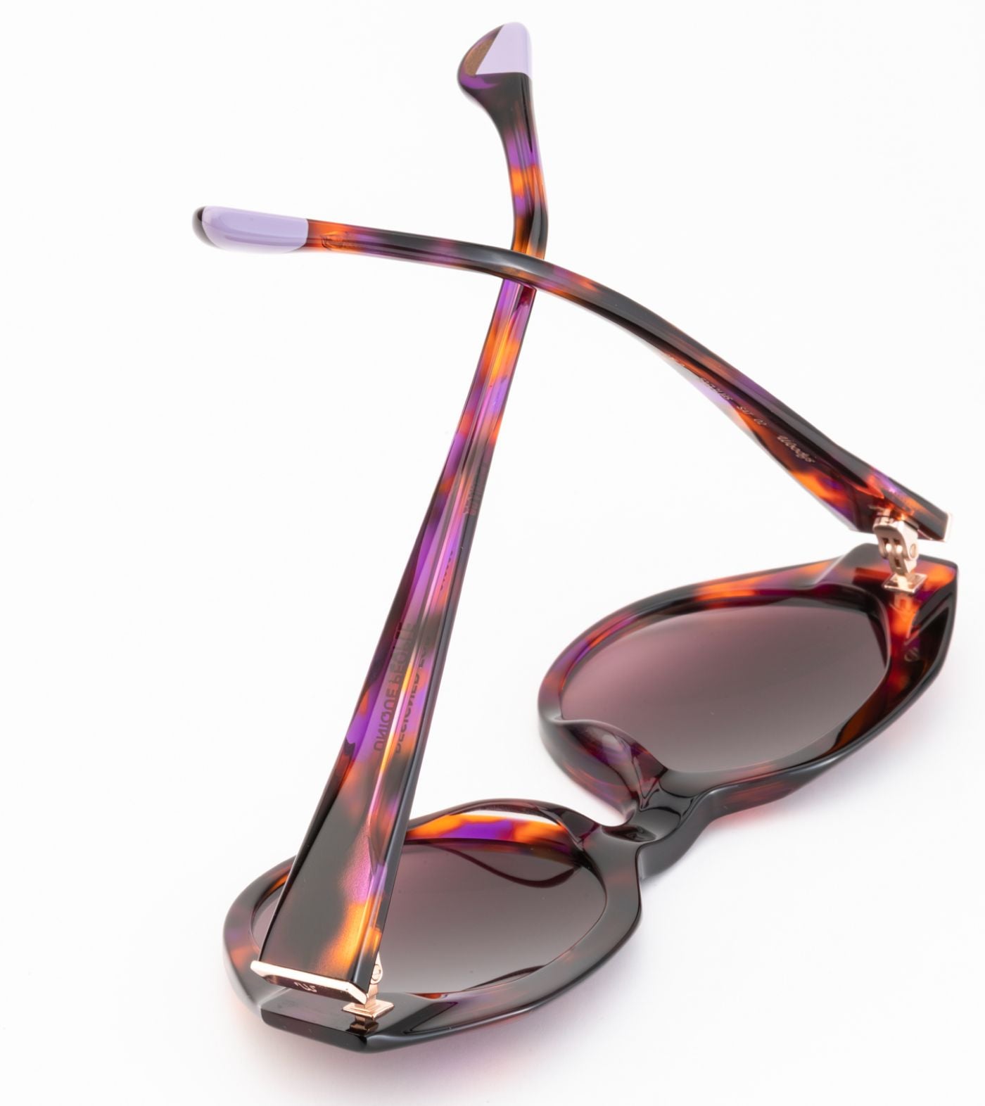 Sat C02 Red/Black/Purple (Gradient Purple)