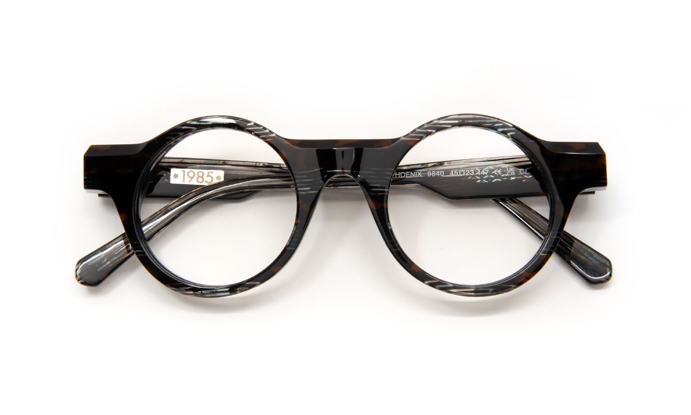 Phoenix C9840 Striped Brown/White