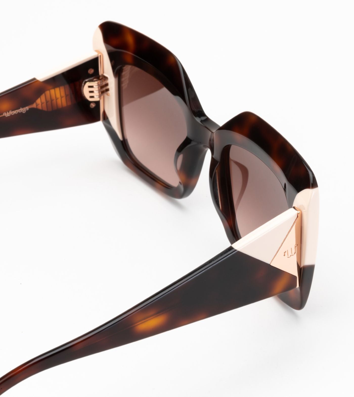 Clara C02 Havana/White (Gradient Brown)