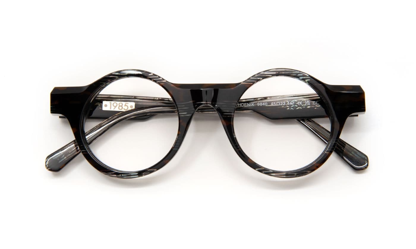 Phoenix C9840 Striped Brown/White