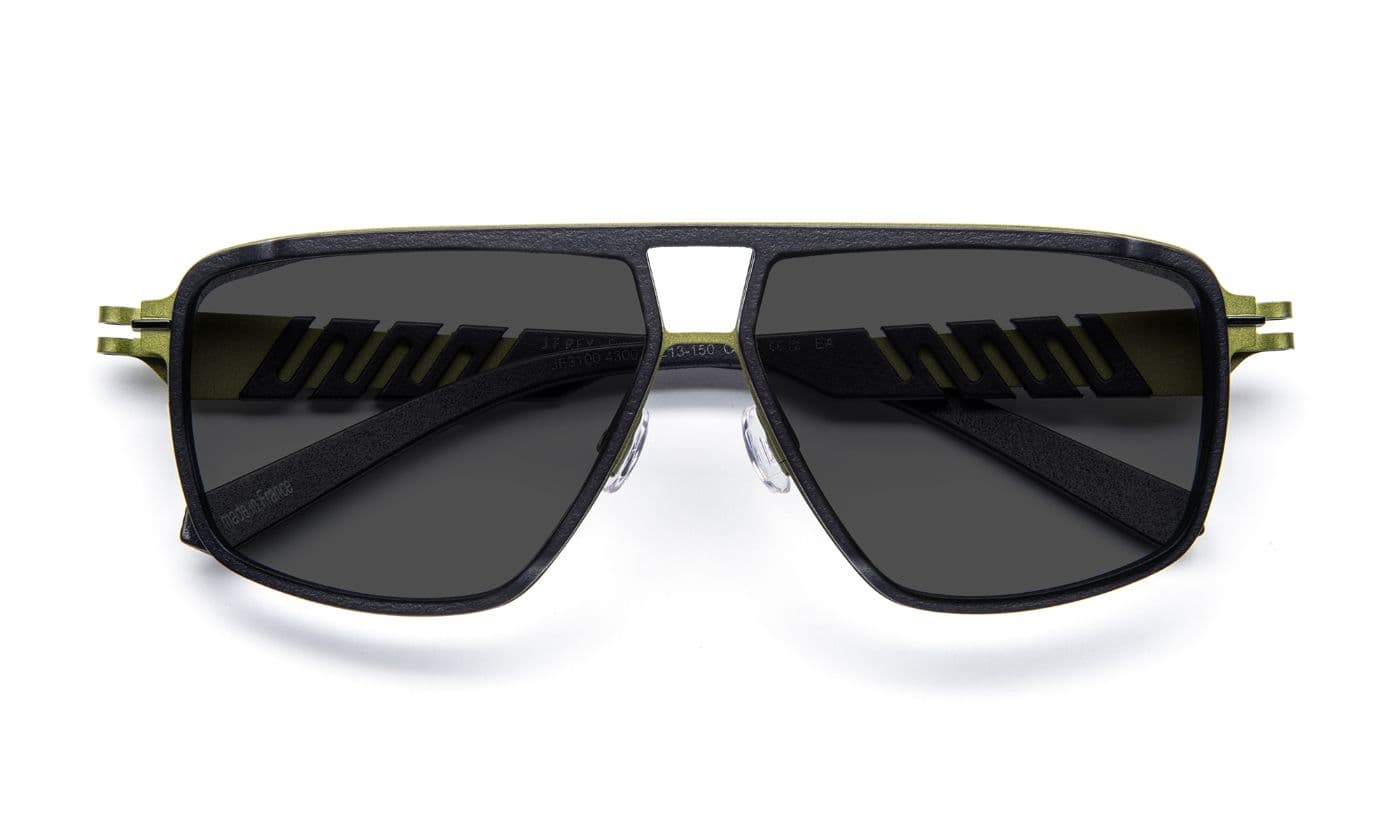 JF3100 C4300 Black/Khaki Vgd