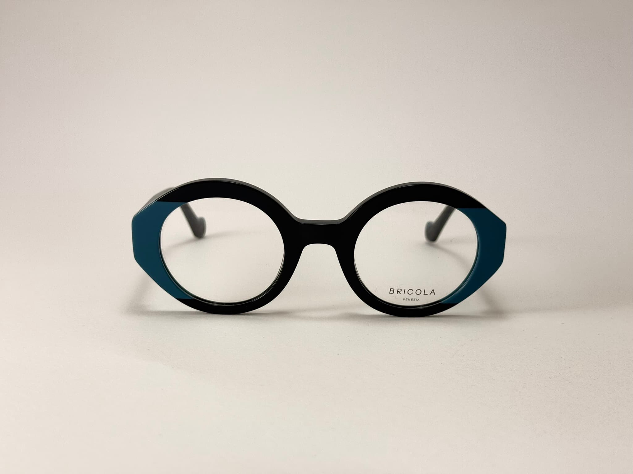 Alvise C01 Black