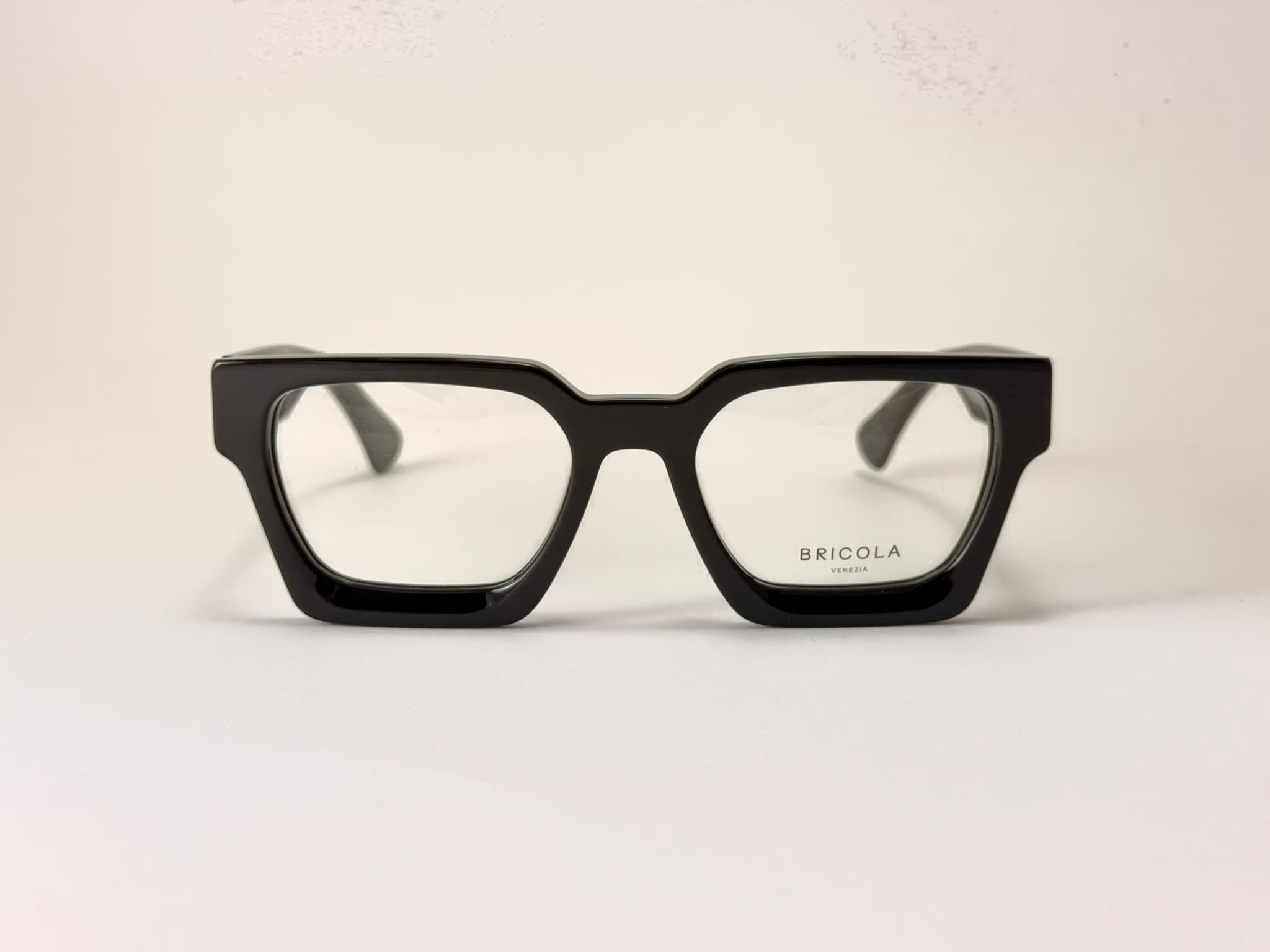 Carampane C01 Black