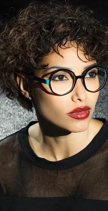 VANNI S/S 2026 optical campaign portrait with a model wearing a round frame