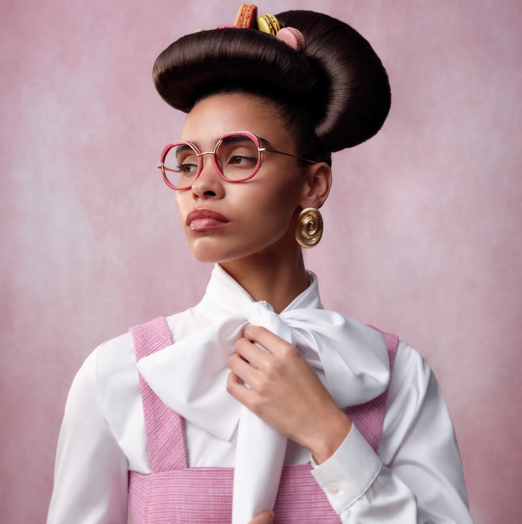 Woodys Unique Bakery SS26 optical campaign portrait with pink styling