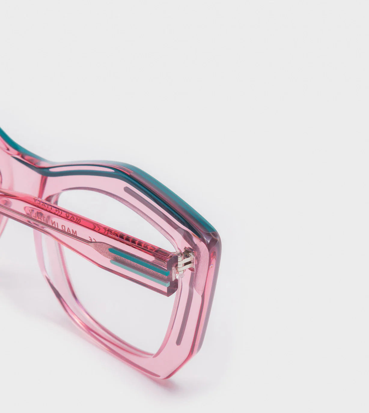 Discover Mad in Italy Villa Eyewear