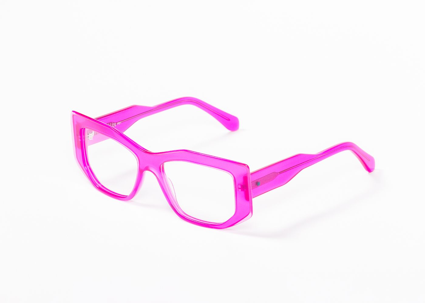 Pianosa C04 Transparent Fuchsia