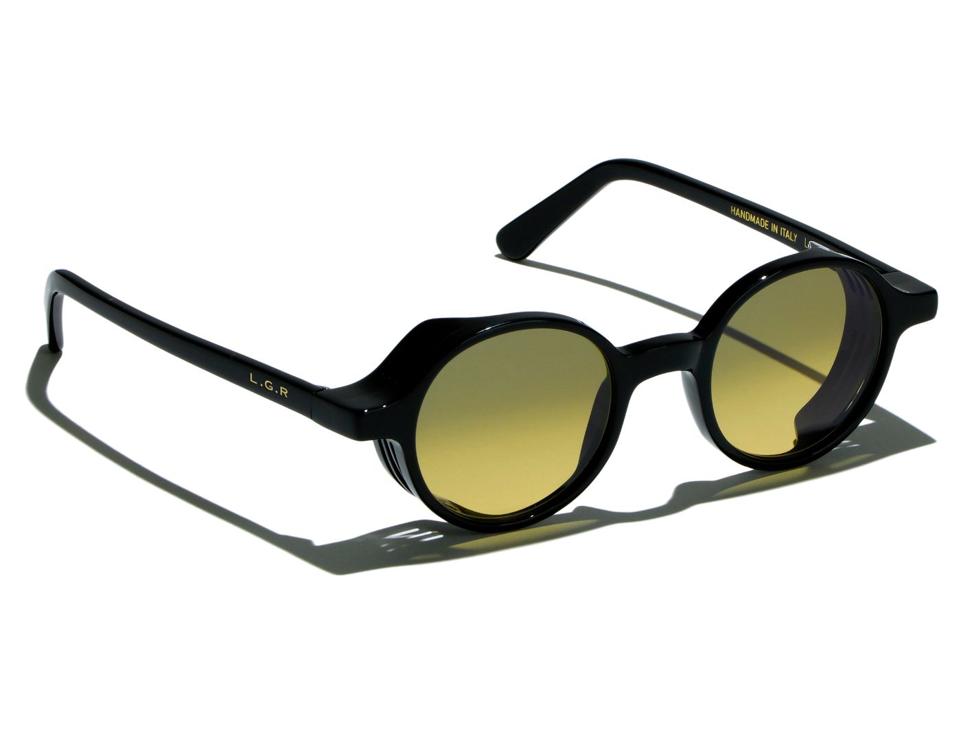 LGR Reunion Explorer S46 C01 Black (Yellow Gradient Photochromic (Base 2)) (5504)