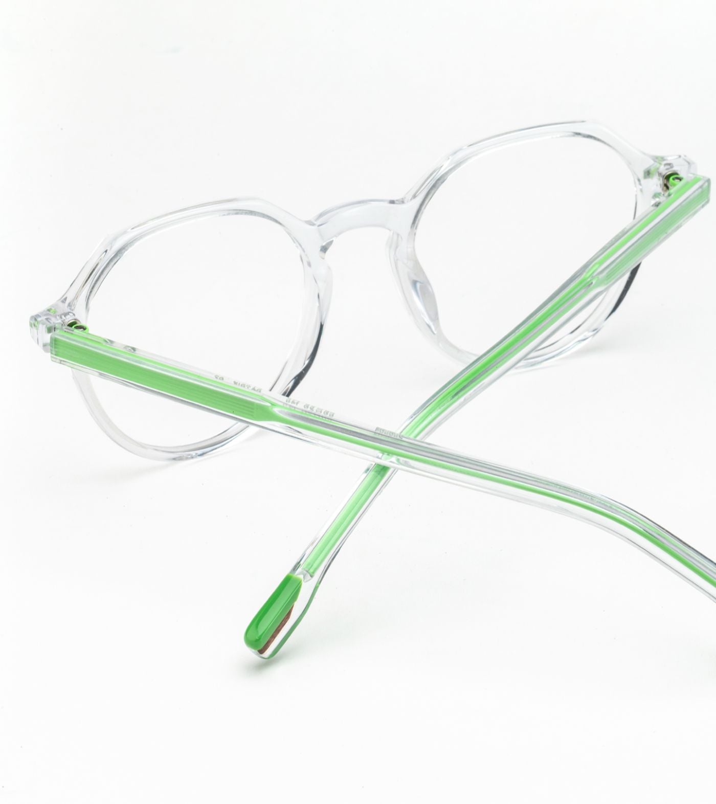 Patrik C07 Transparent