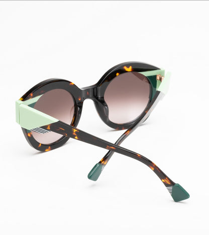 Sistine C02 Havana (Gradient Violet)