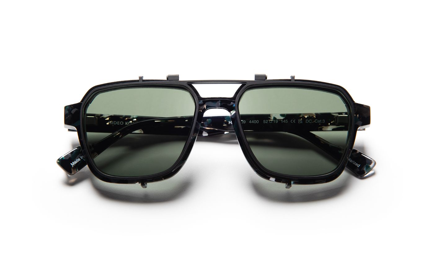 HKXJF09 C4400 Camo/Black