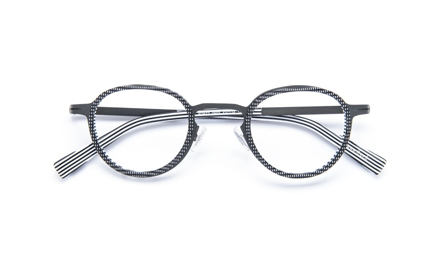 JF2677 C0503 Black/Metal Gunmetal/Striped White