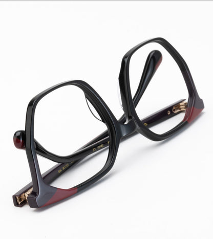 Sassa C01 Black/Red/Purple