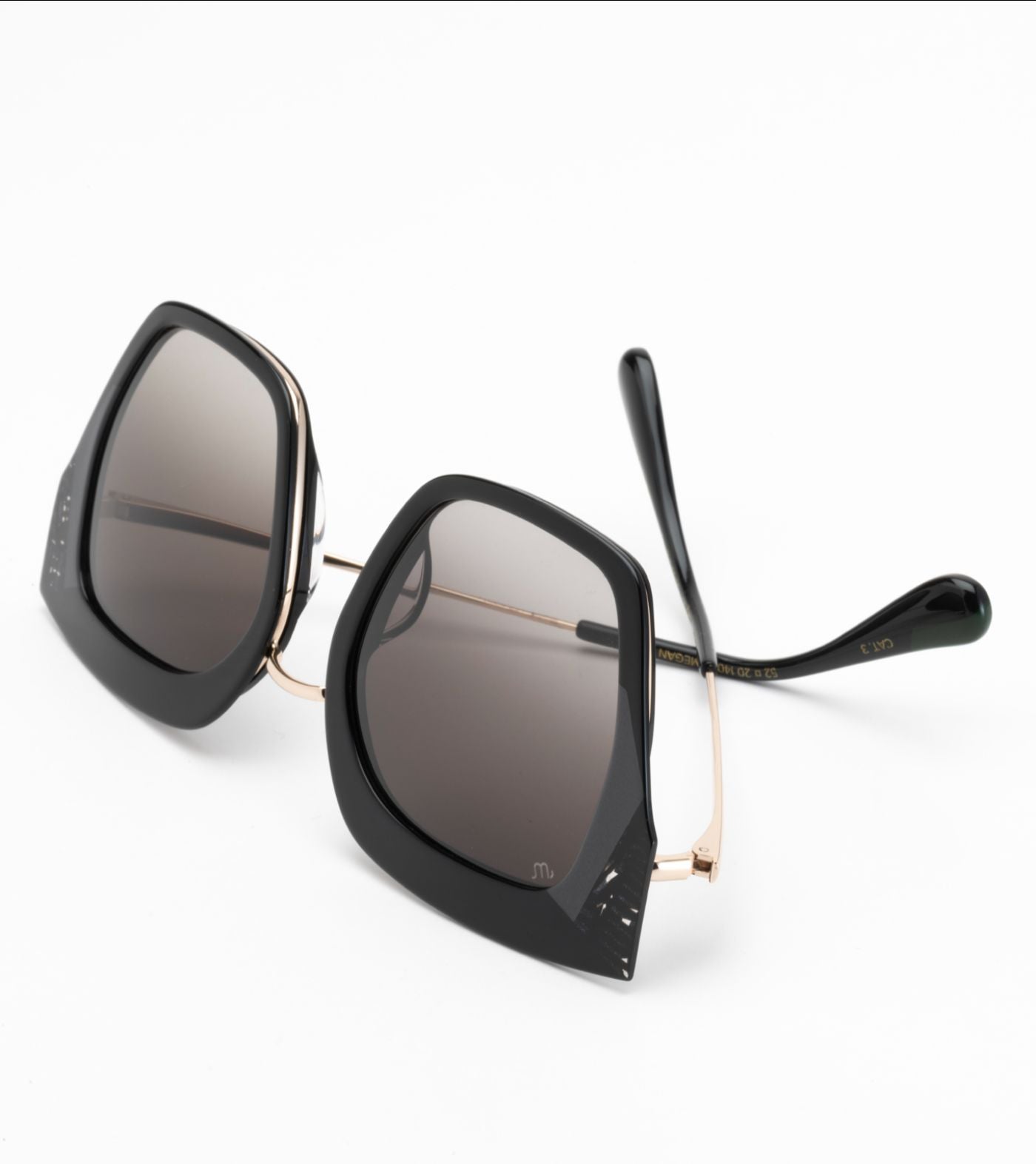 Megan C01 Black (Gradient Grey)